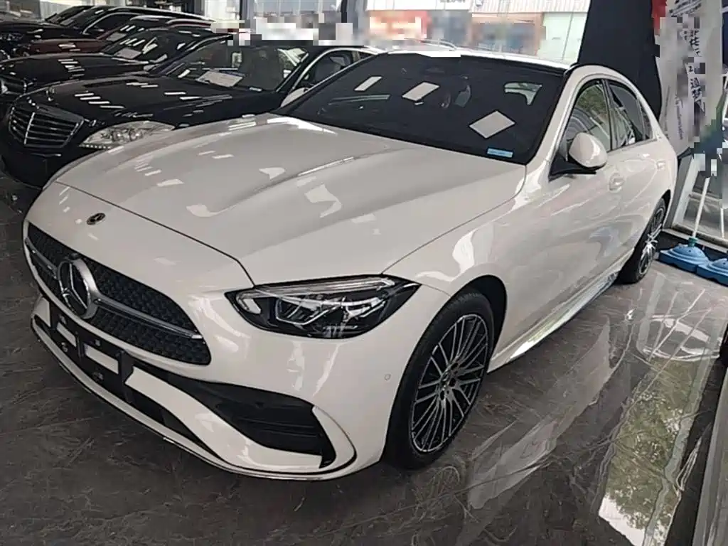 Mercedes-Benz C-Class 2024