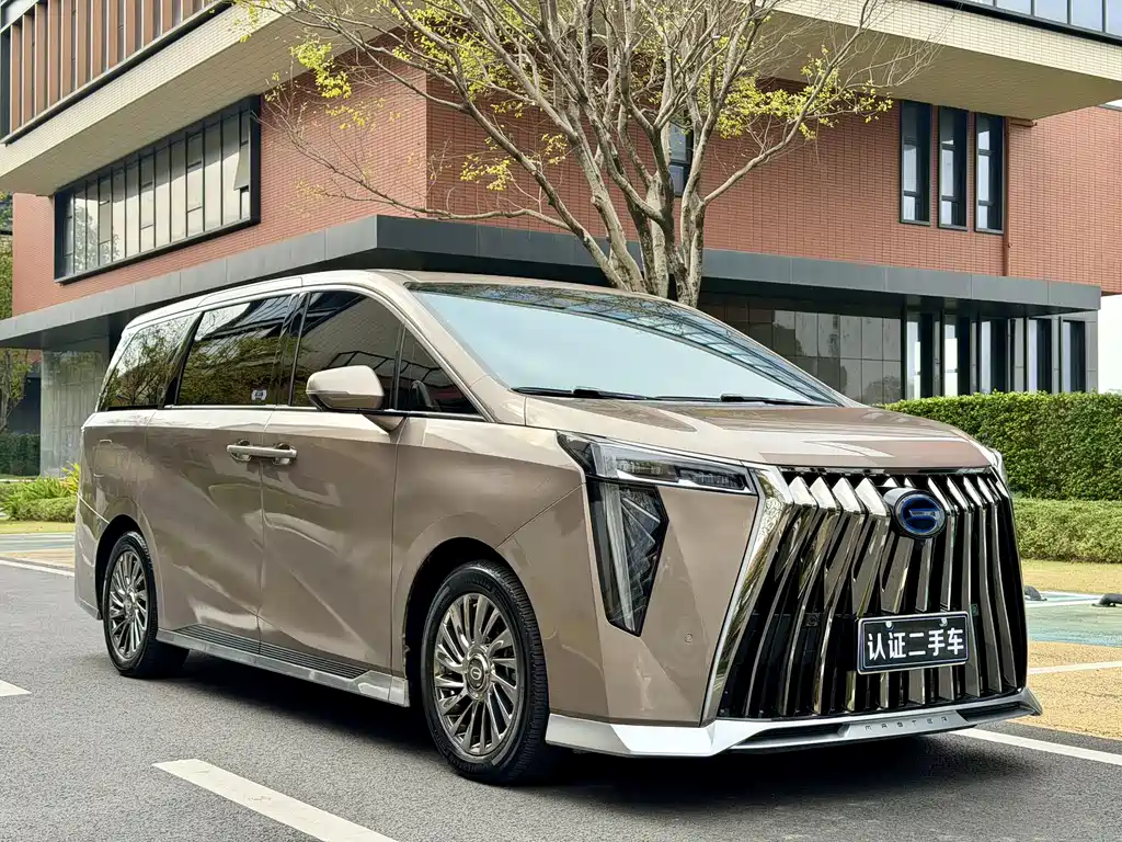 GAC M8
