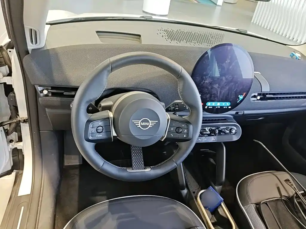 MINI MINI COOPER EV — миниатюра 15