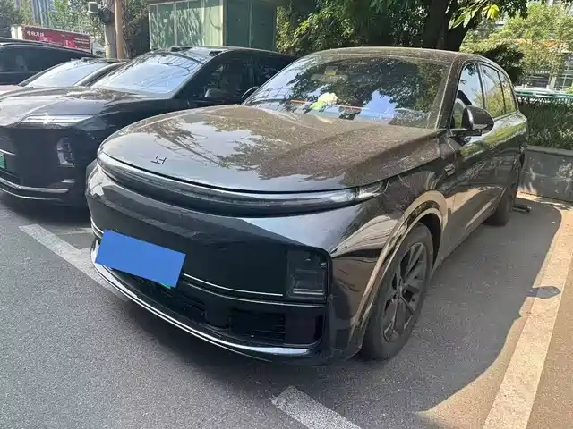 2023 Li Xiang L7