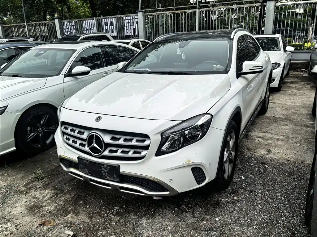 Mercedes-Benz GLA 2019