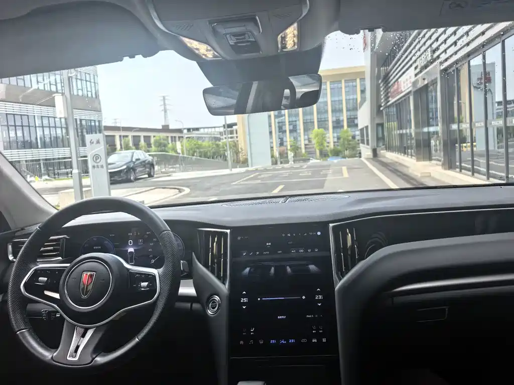 Hongqi Hongqi HS7 PHEV — миниатюра 7