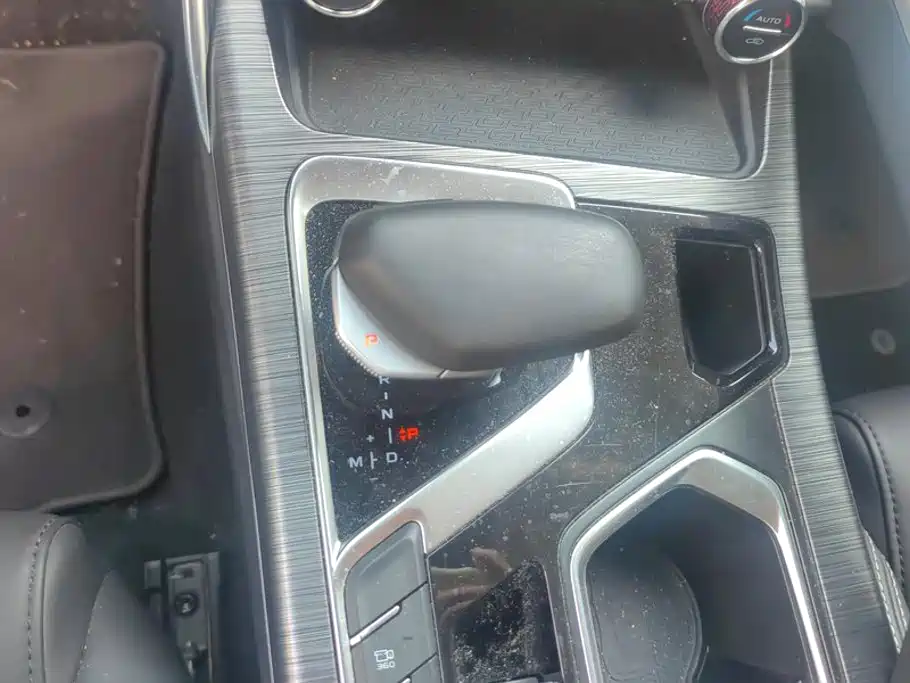 Geely Xingyue — миниатюра 16