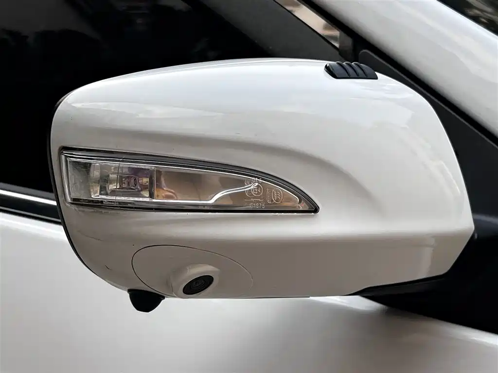 BYD Qin NEV — миниатюра 5