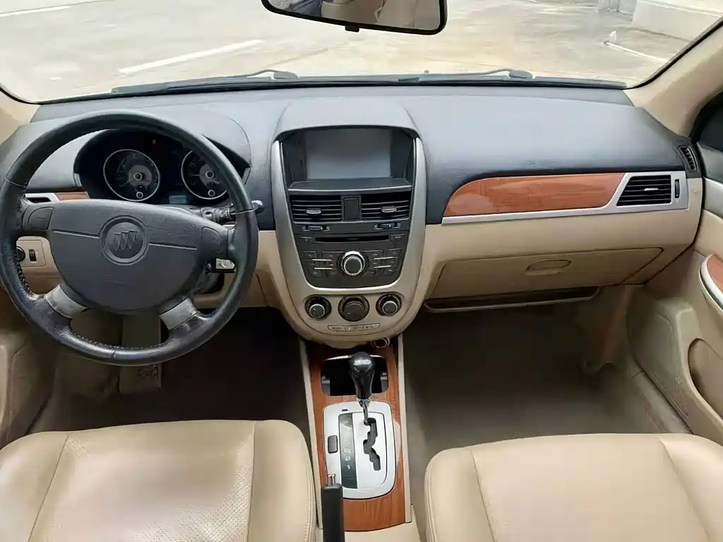 Buick Excelle — миниатюра 6