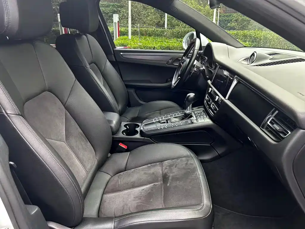 Porsche Macan - фото 6