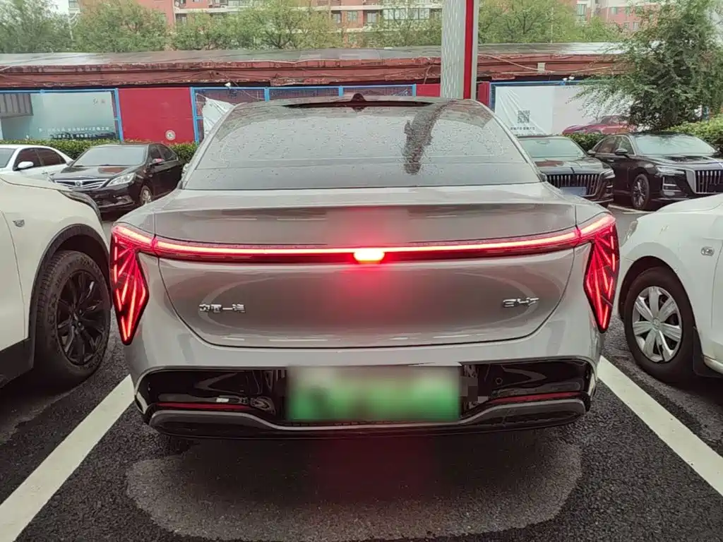 Hongqi Hongqi EH7 — миниатюра 6