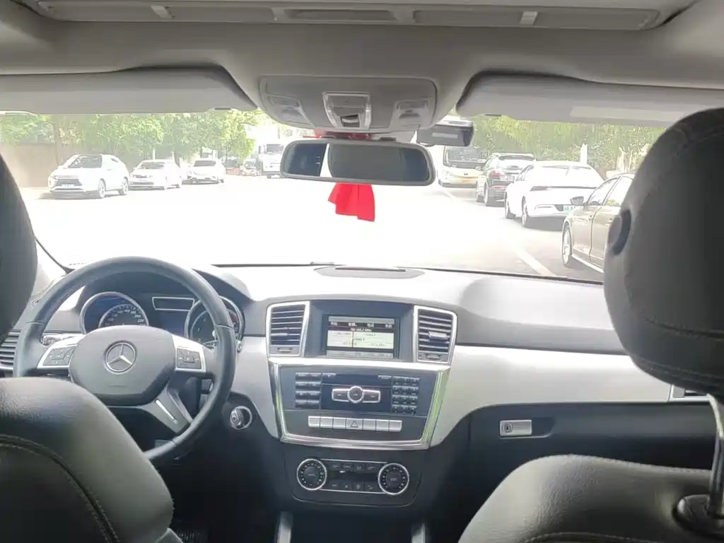Mercedes-Benz M 2012 ML 350