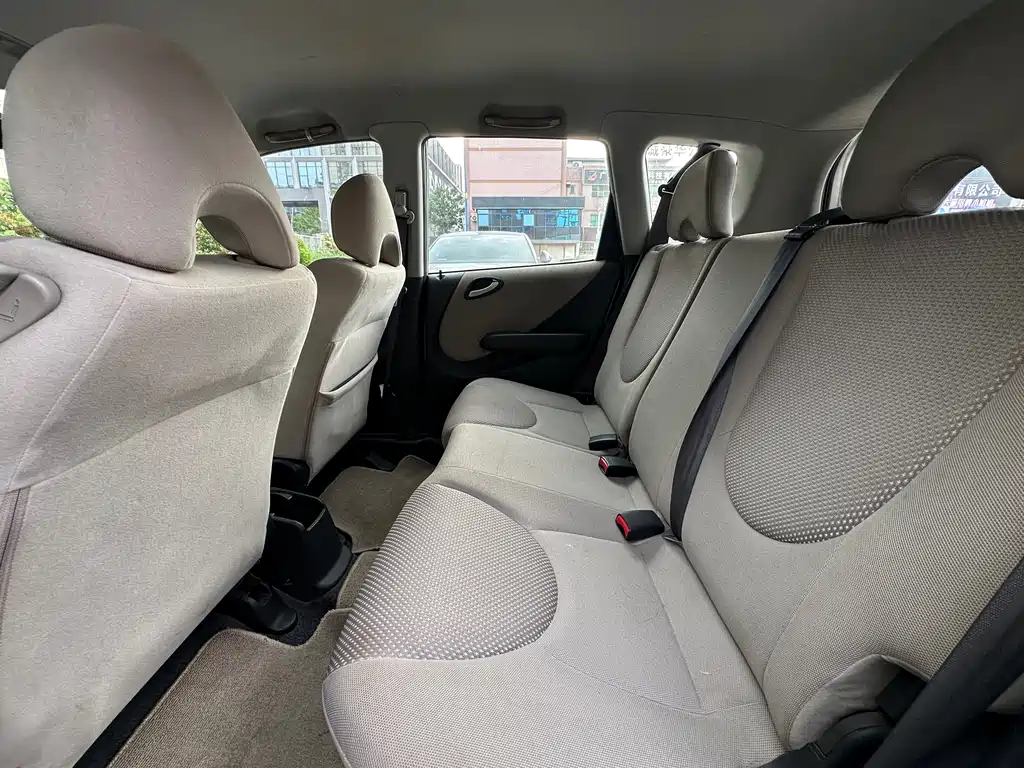 Honda Fit 2007 1.3L CVT Comfort