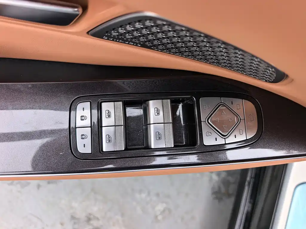 BYD Han L 2025 EV Flagship