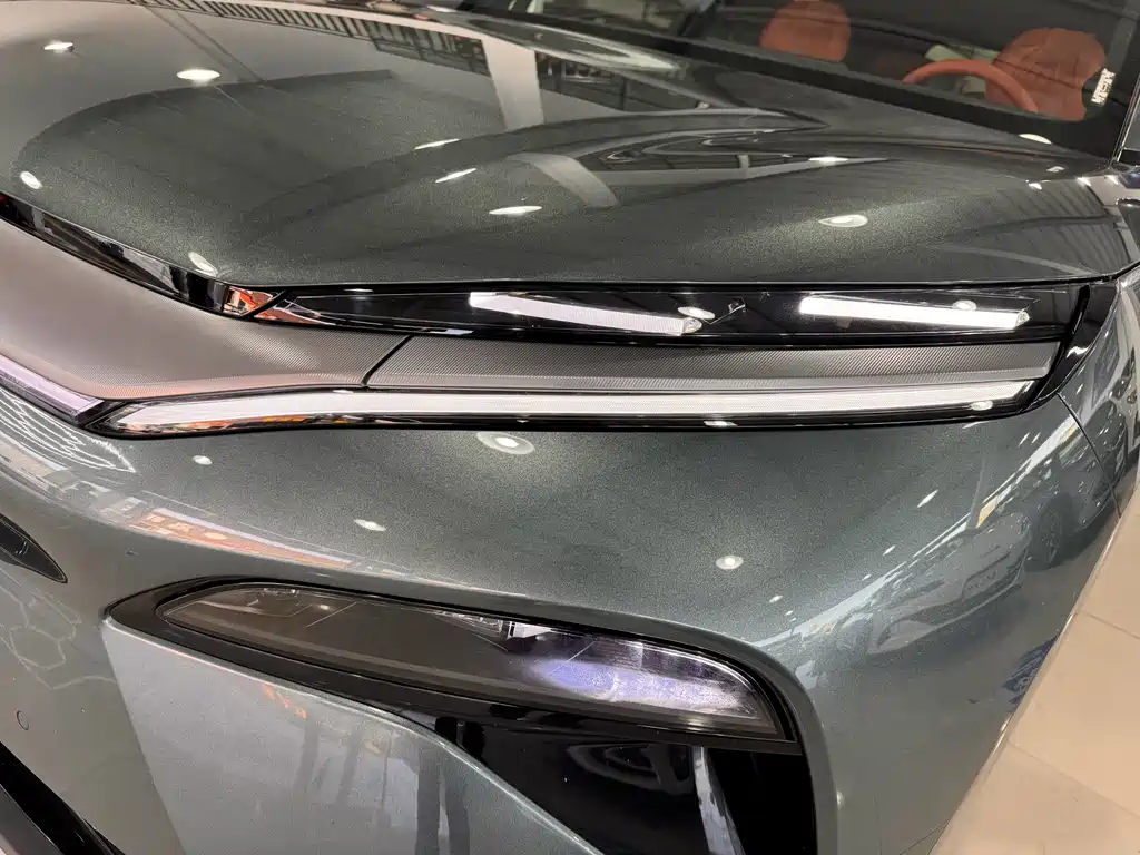 BYD Tang L - фото 13
