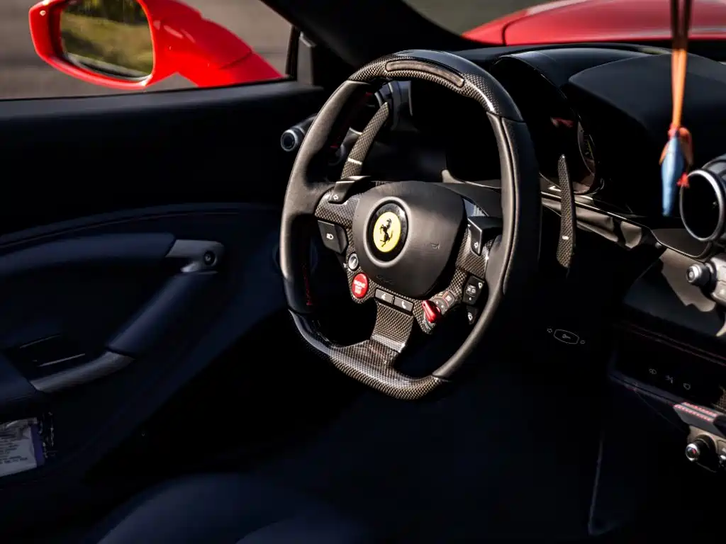 Ferrari F8 — миниатюра 3