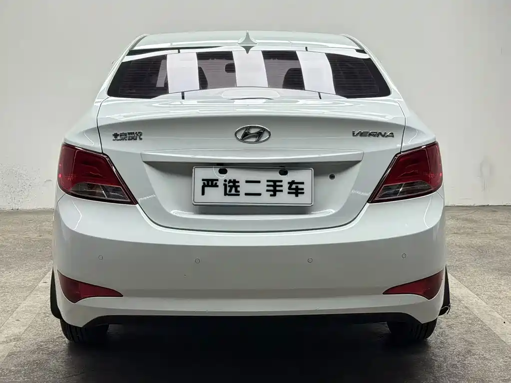 Hyundai Verna — миниатюра 4