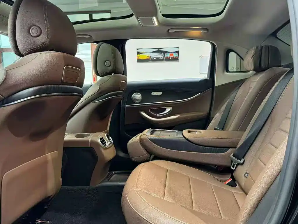 Mercedes-Benz E-Class E 2016 E 200 L Sport