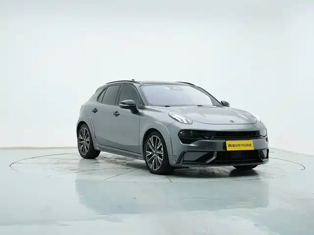 Lynk & Co 02 Hatchback