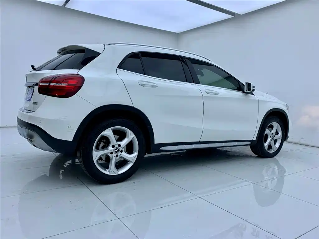 Mercedes-Benz GLA 2019 GLA 200