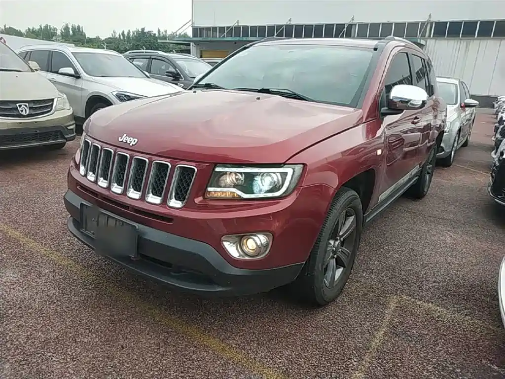 Jeep Compass (Import) 2015