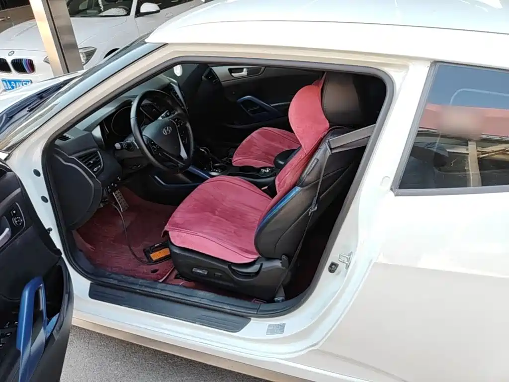 Hyundai Veloster — миниатюра 15