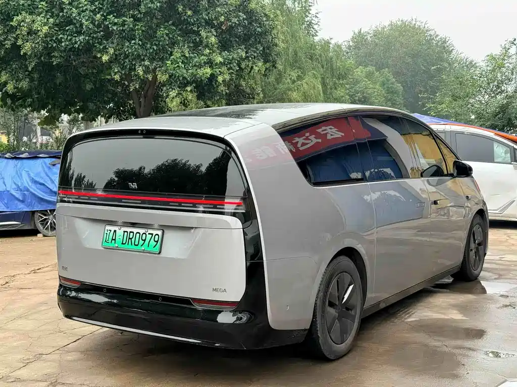 Li Auto Li MEGA — миниатюра 8