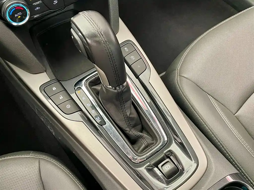 Chevrolet Malibu 2018 530T AT