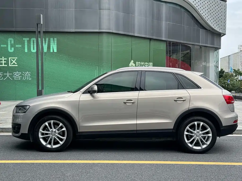 Audi Q3 2015 30 TFSI
