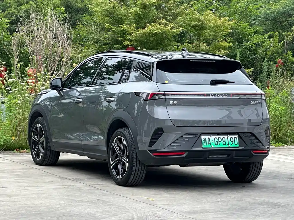 Lynk & Co 06 EM-P 2023 EM-P 126 Halo