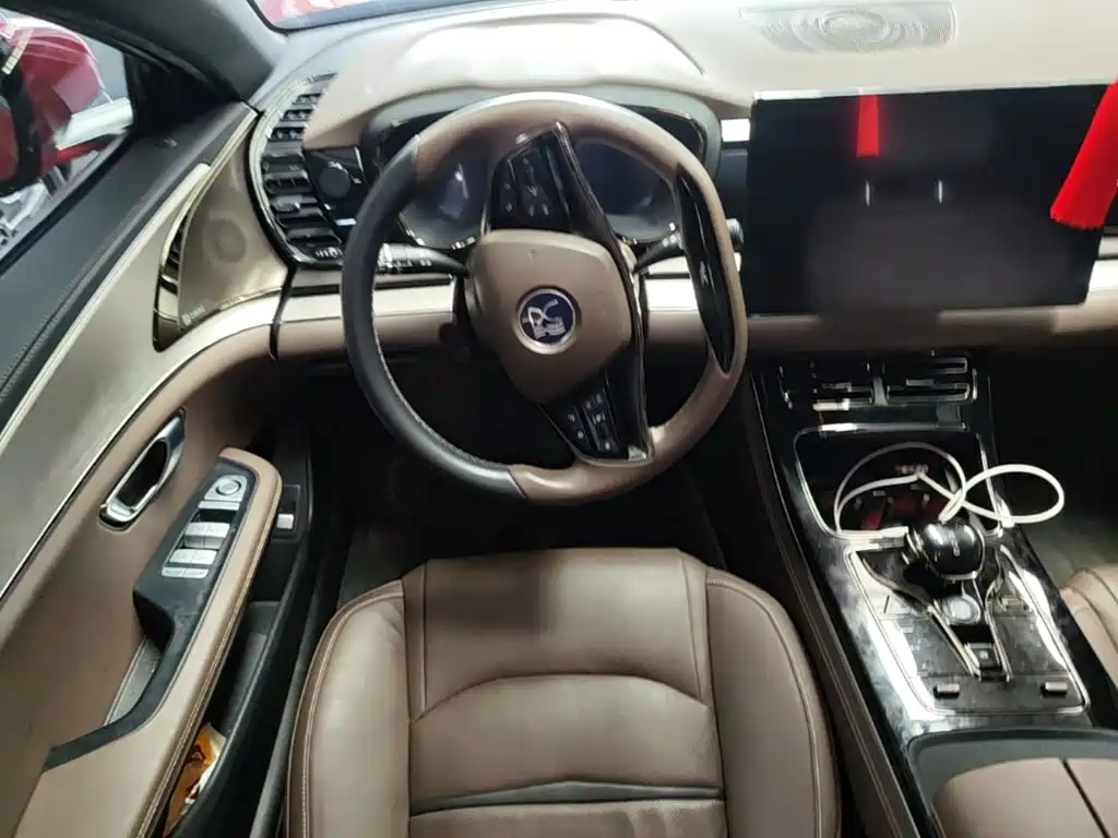 BYD Han — миниатюра 11