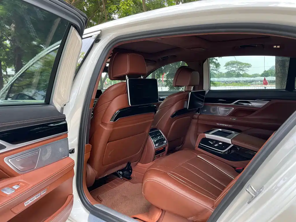 BMW 7 Series — фотографии объявления, Фото 14