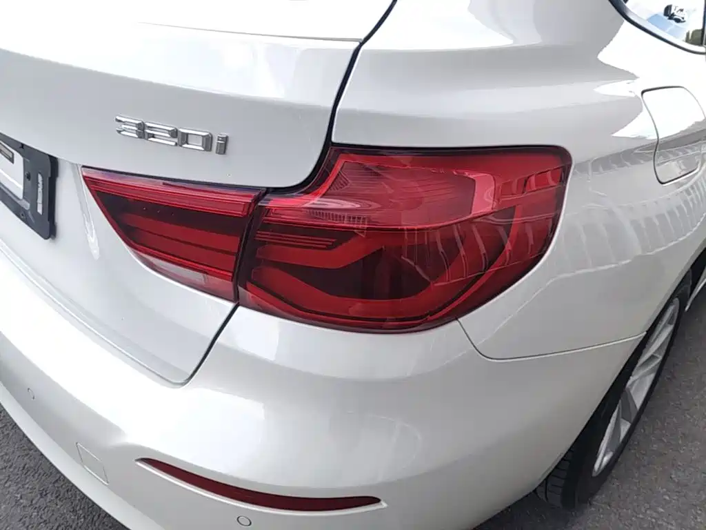 BMW 3 Series GT — миниатюра 8
