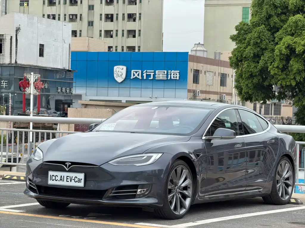 Tesla Model S 2017