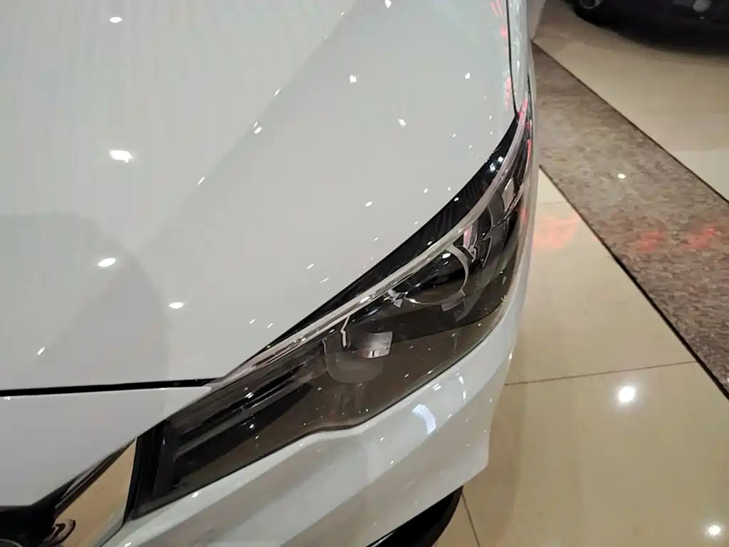 MG ZS — миниатюра 24