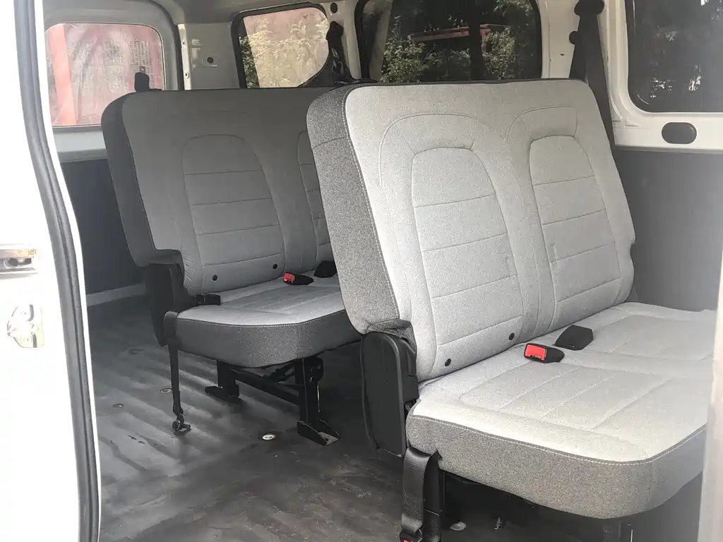 Wuling Yangguang — миниатюра 9