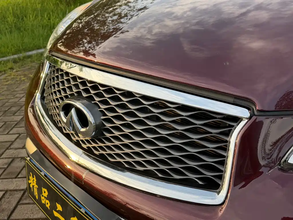 Infiniti QX50 2.5L Comfort Edition, фото 25