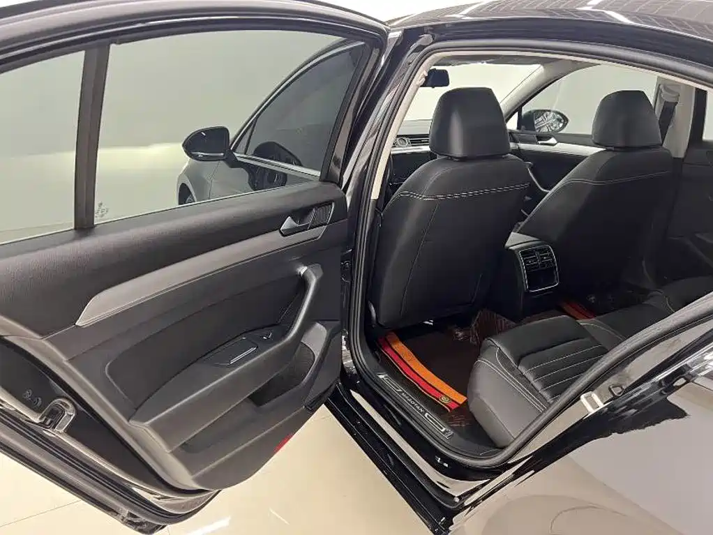 Volkswagen Magotan — миниатюра 11
