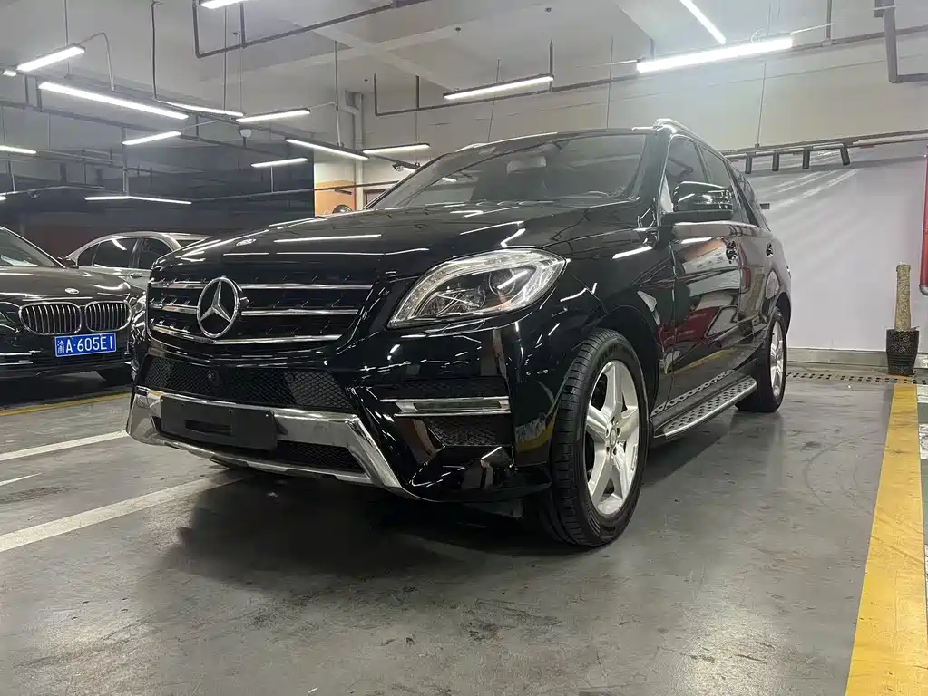 Mercedes-Benz M-Class 2015