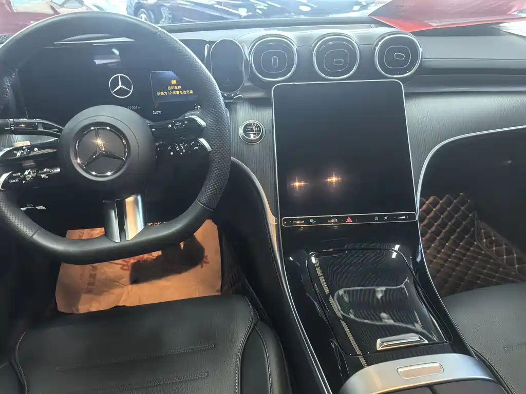 Mercedes-Benz C-Class — миниатюра 6