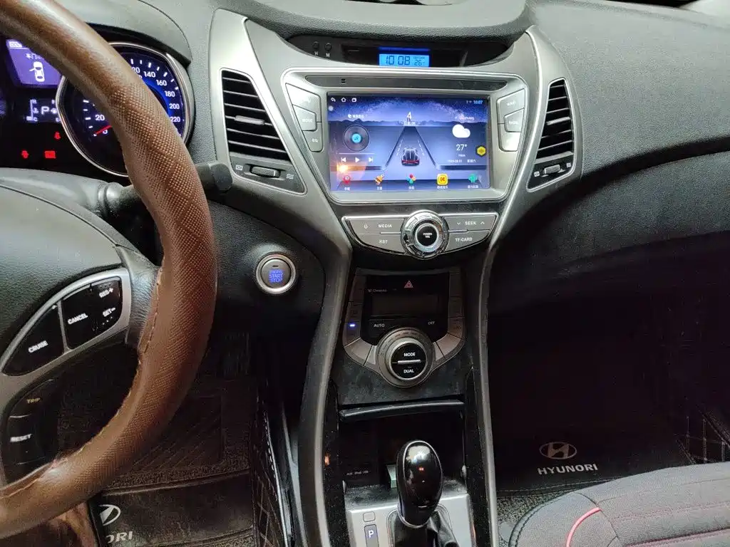 Hyundai Elantra Langdong — миниатюра 9
