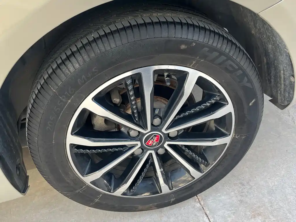 Roewe i5 — фотографии объявления, Фото 11