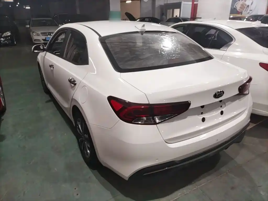 Kia Forte — миниатюра 5