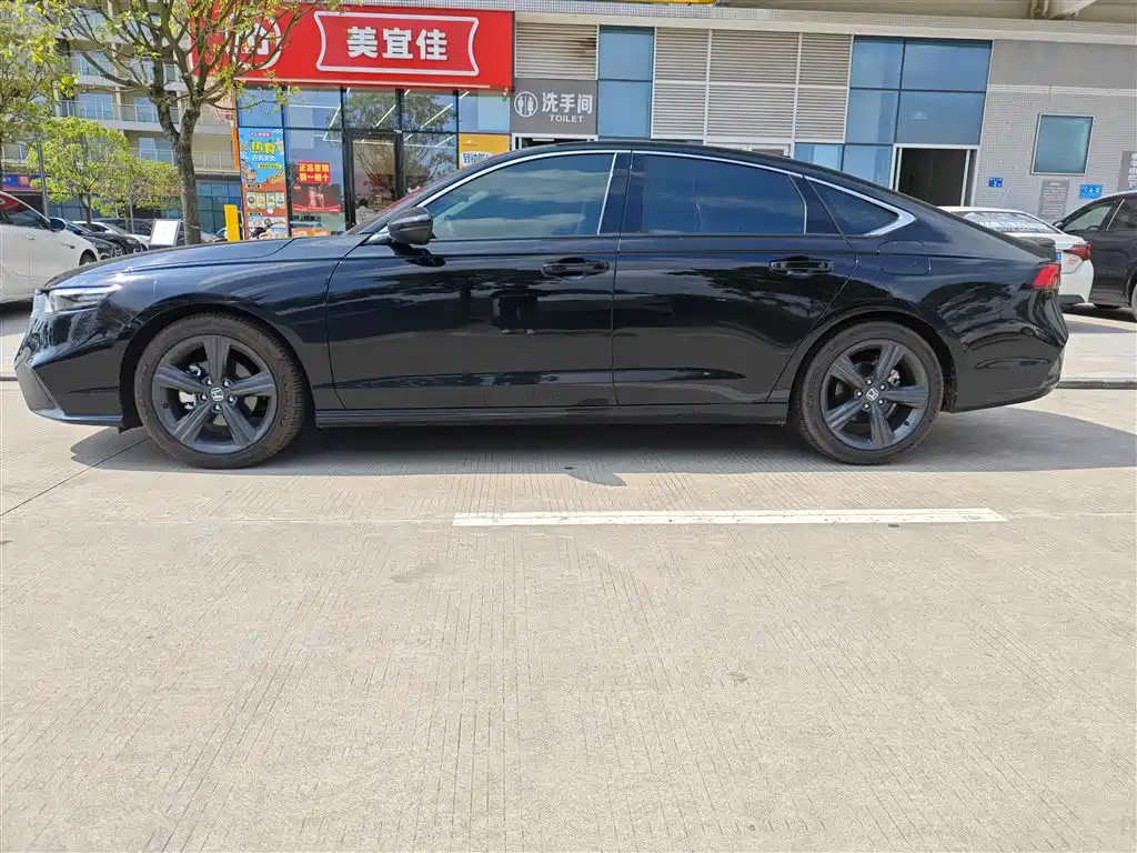 Honda Inspire 2025 260TURBO Elite