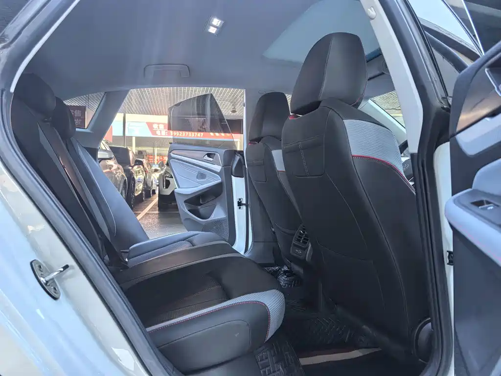 Volkswagen Lamando — миниатюра 11