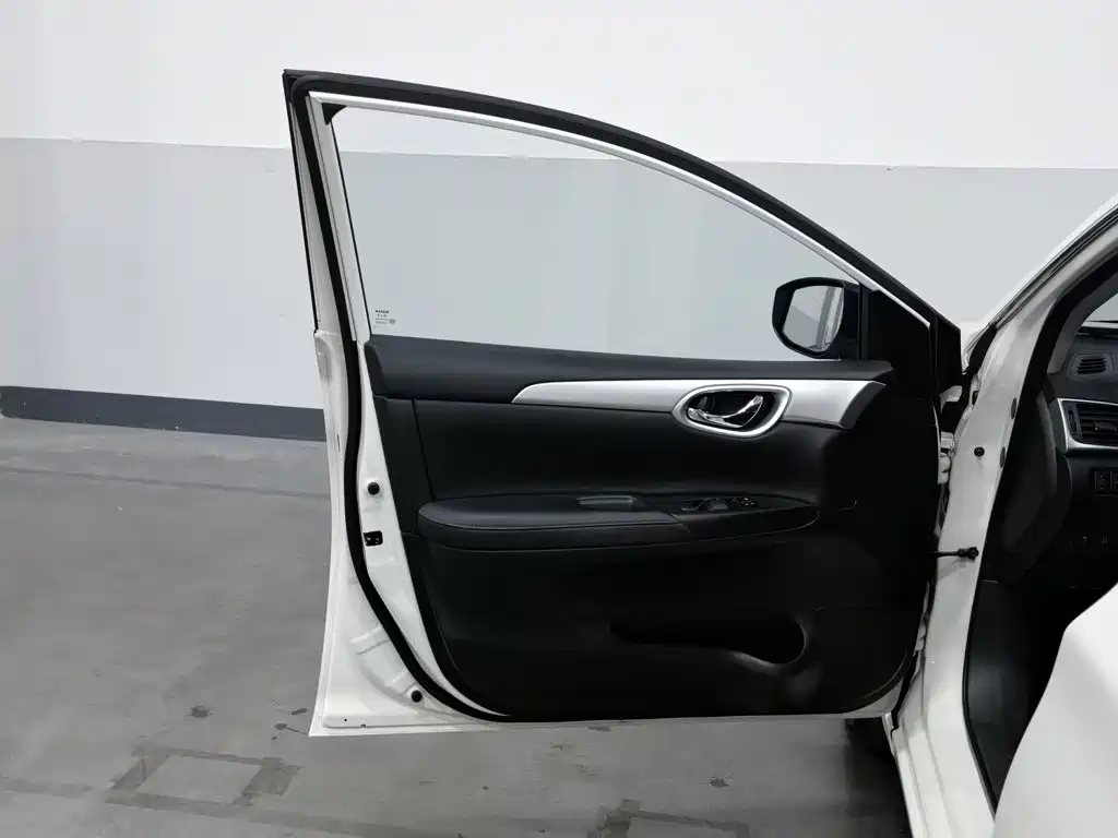 Nissan Sylphy — миниатюра 8