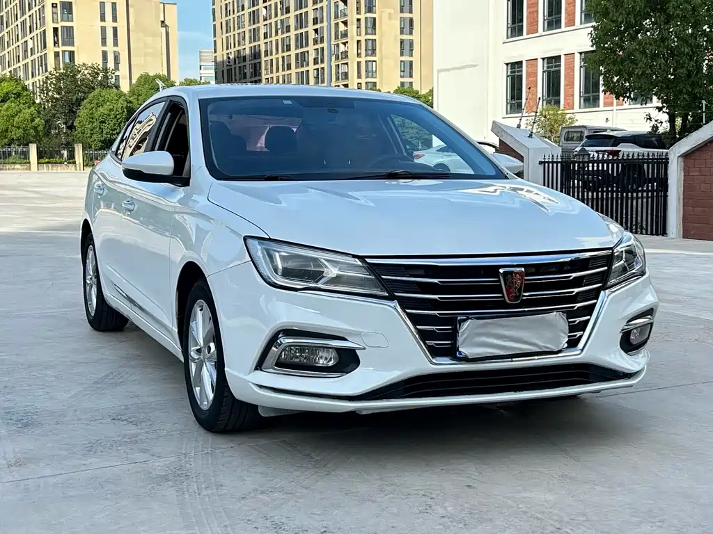 Roewe i5 2020 1.5L AT 4G Smart Drive