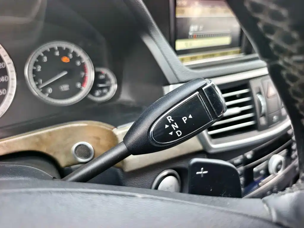 Mercedes-Benz E-Class E 2010 E 300 Luxury
