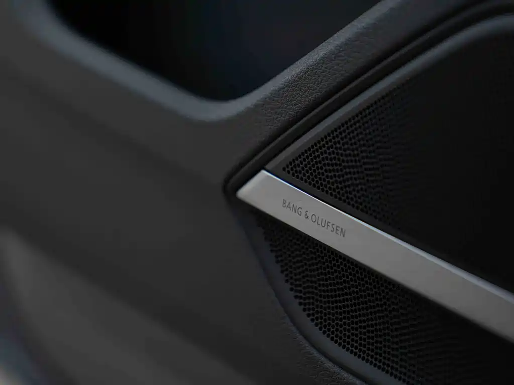 Audi A8 — миниатюра 7