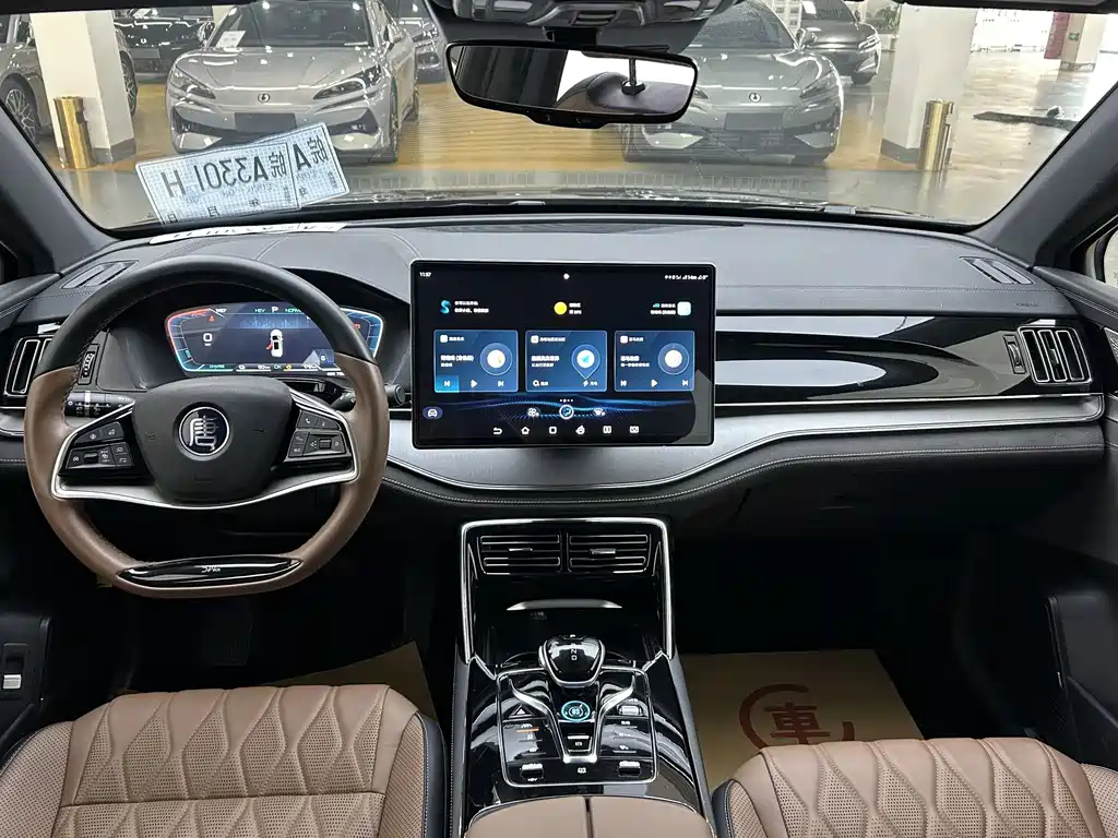 BYD Tang New Energy — миниатюра 6