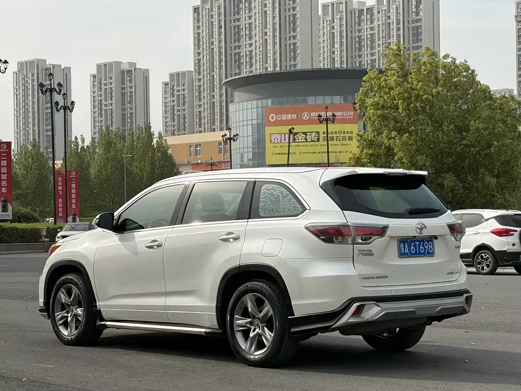 Toyota Highlander — миниатюра 22