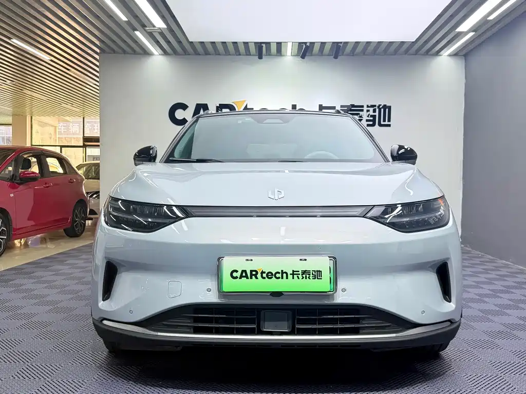 Leapmotor Leapmotor C11 — миниатюра 2