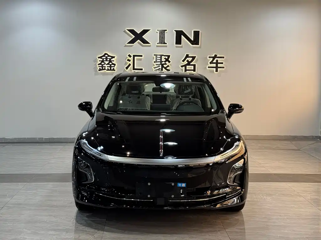 Hongqi Hongqi E-QM5 0