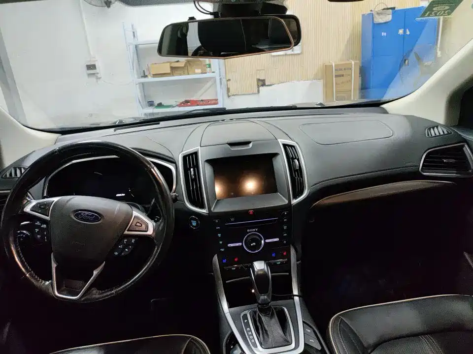 Ford Edge — миниатюра 4
